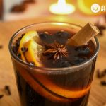 Vino caliente especiado de Navidad. Glühwein
