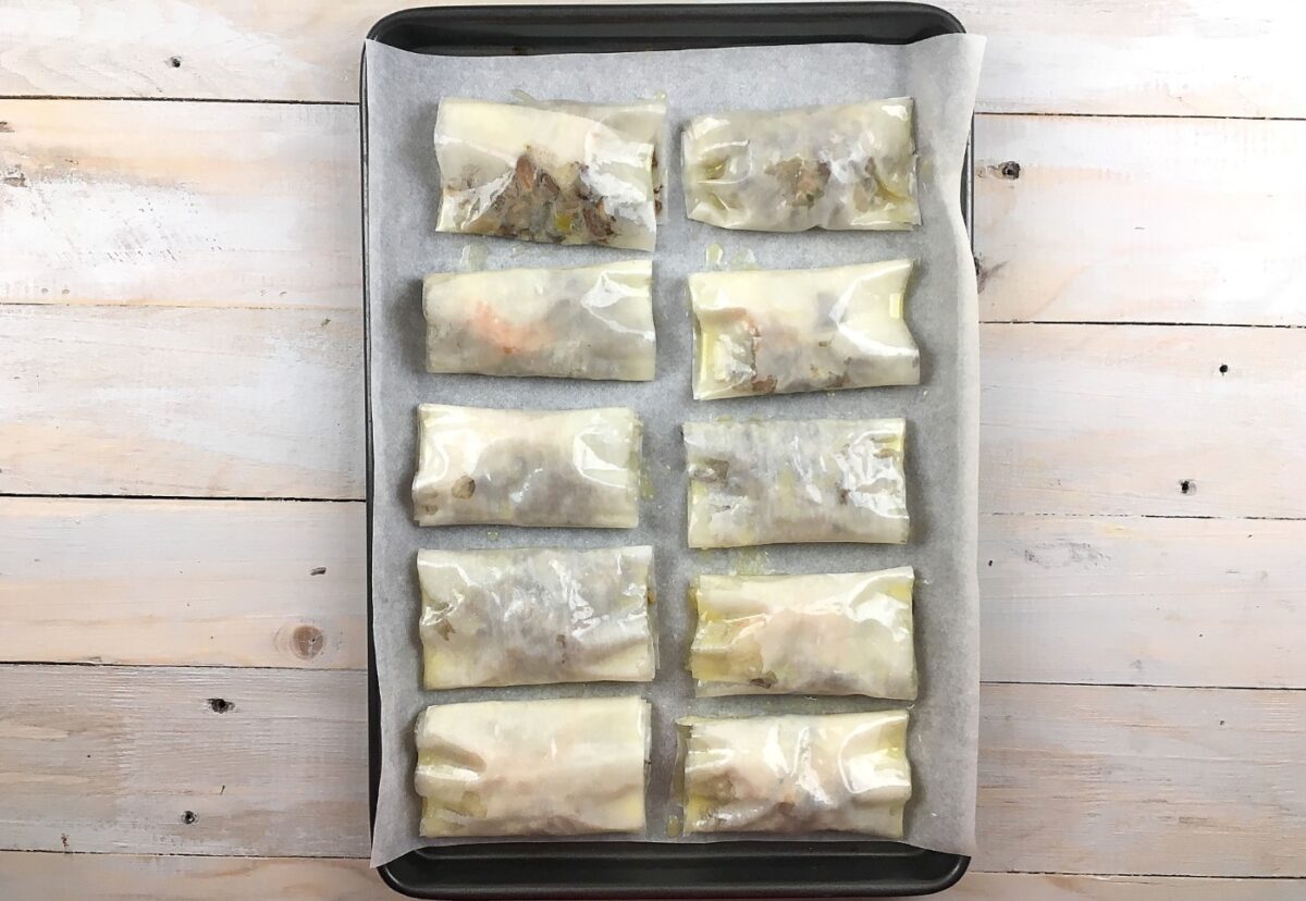 Rollitos crujientes de setas y langostinos