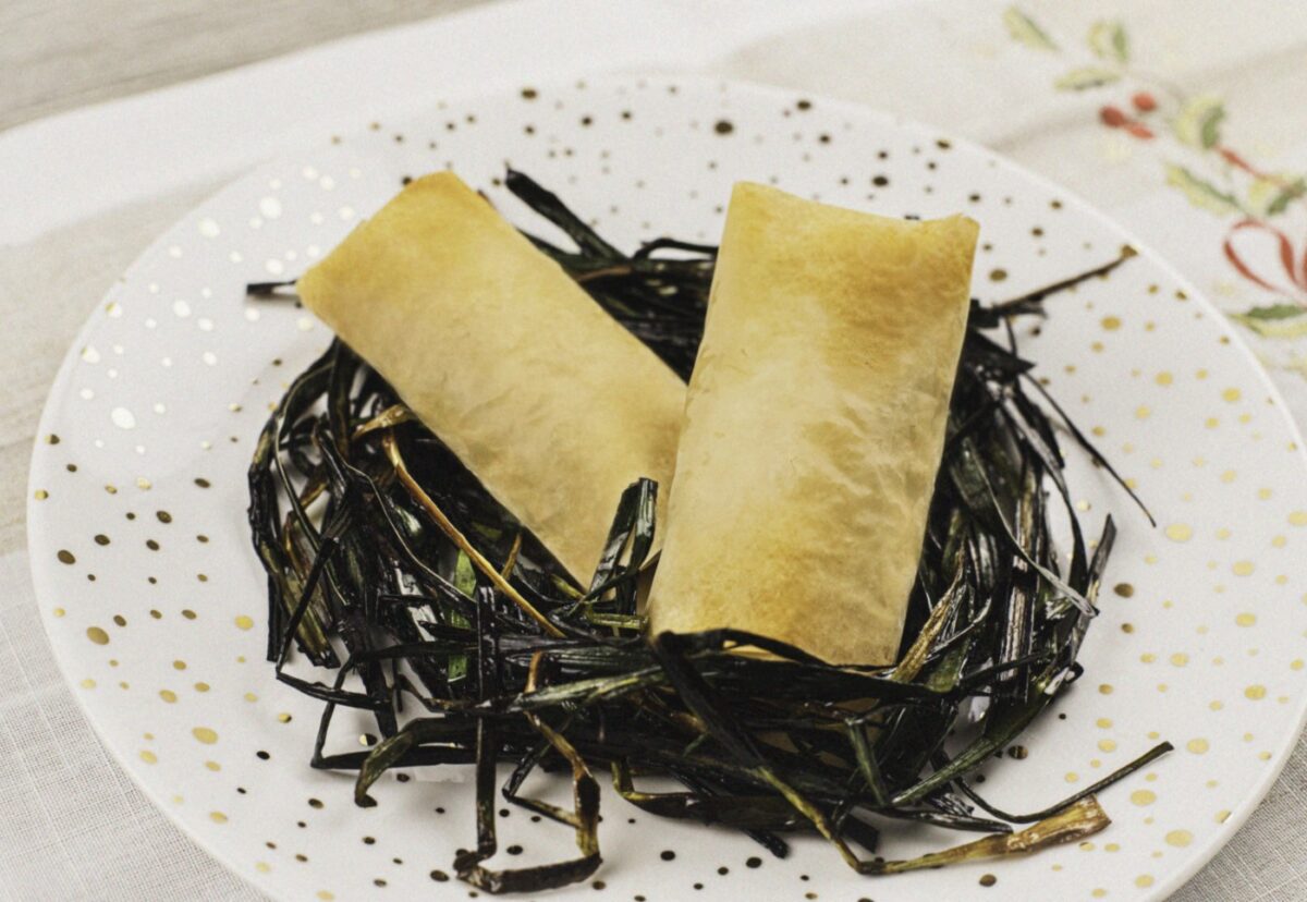 Rollitos crujientes de setas y langostinos