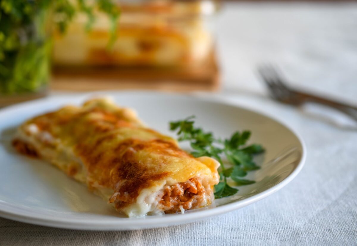 Canelones rellenos de boloñesa