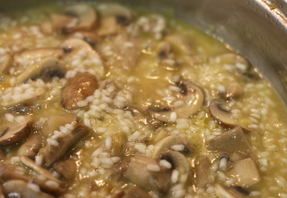 Cómo hacer arroz con champiñones