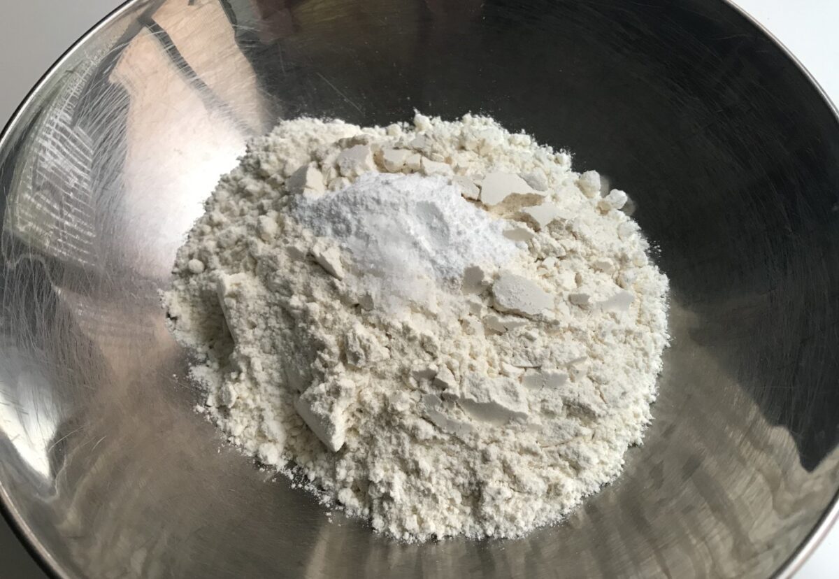 Pan fácil y rápido con harina común y levadura química