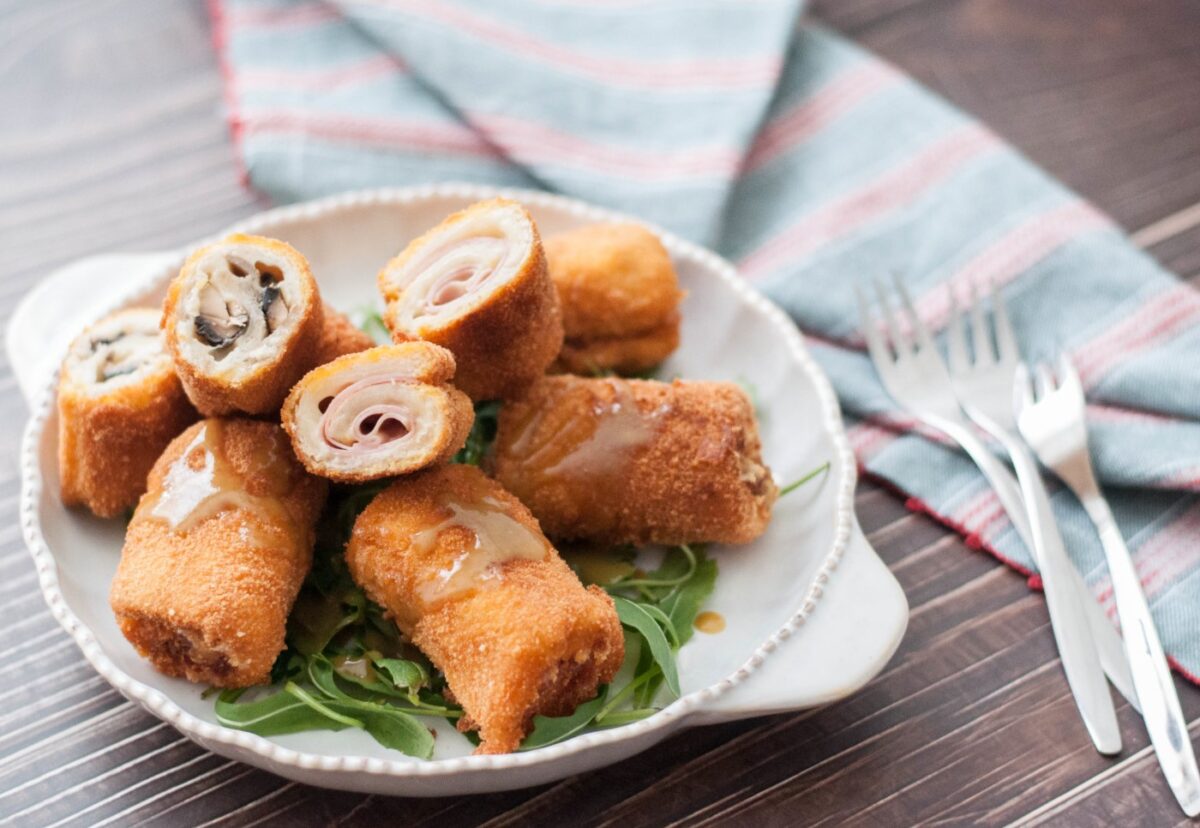 Rollitos de pan rellenos