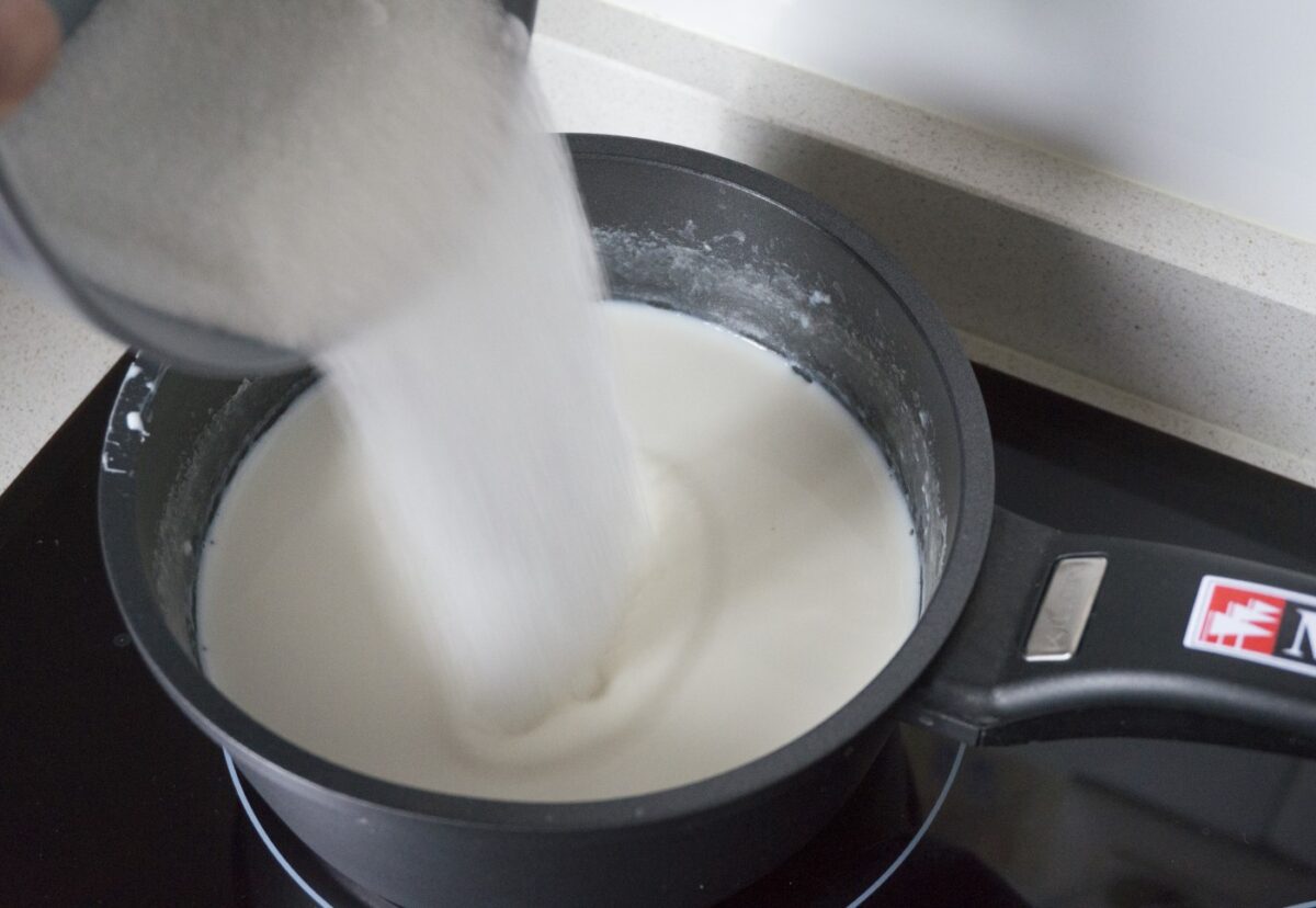 Arroz con leche con naranja. Postre madrileño