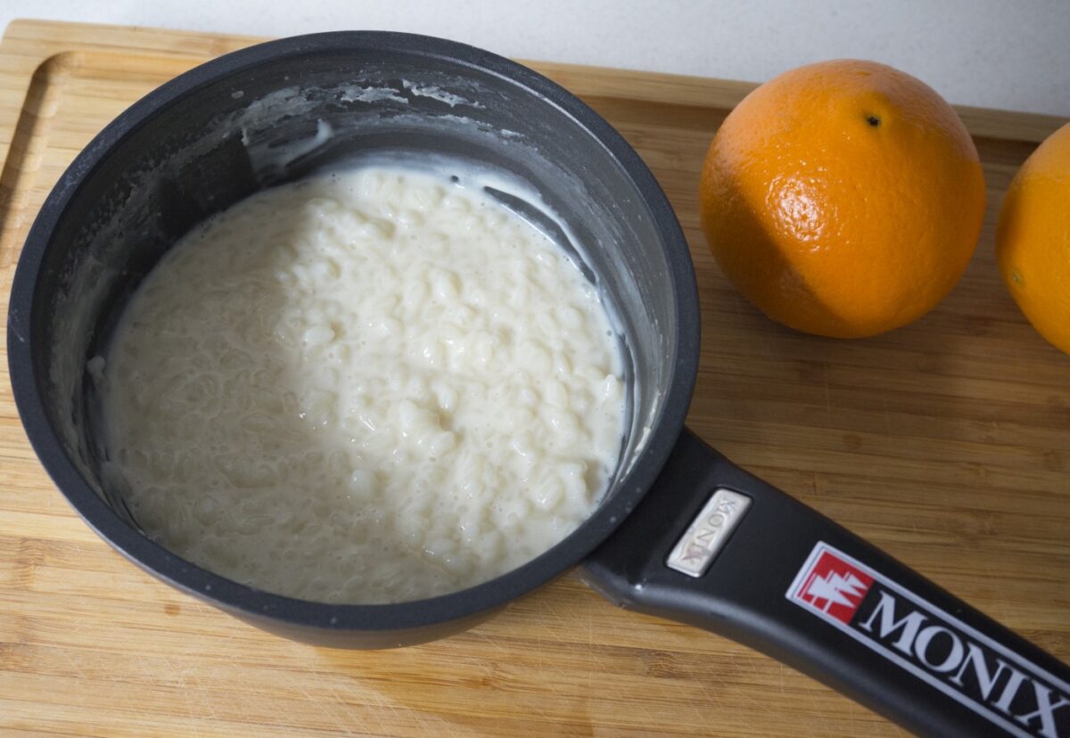 Arroz con leche con naranja. Postre madrileño