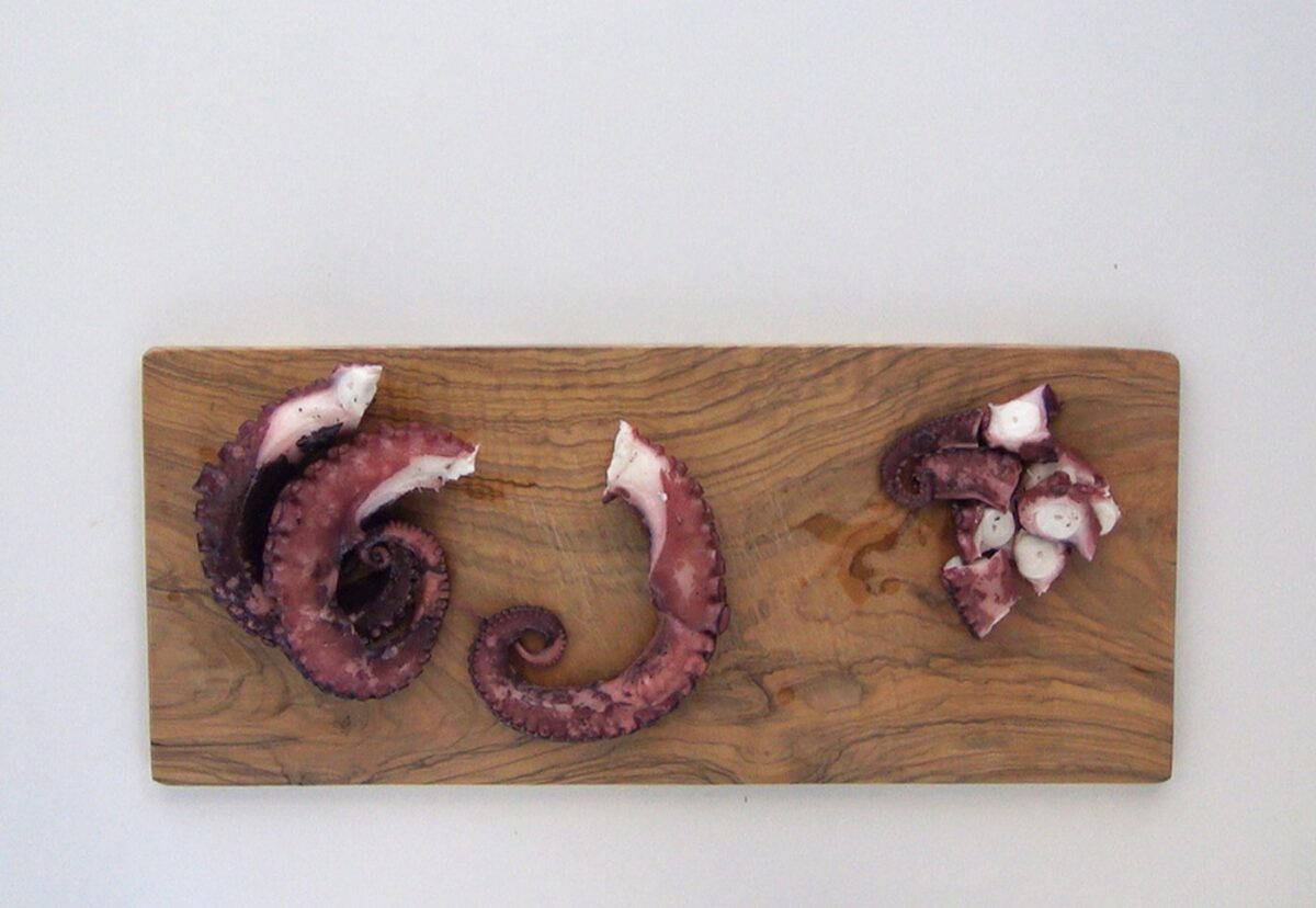 Guiso de pulpo y langostinos con patatas