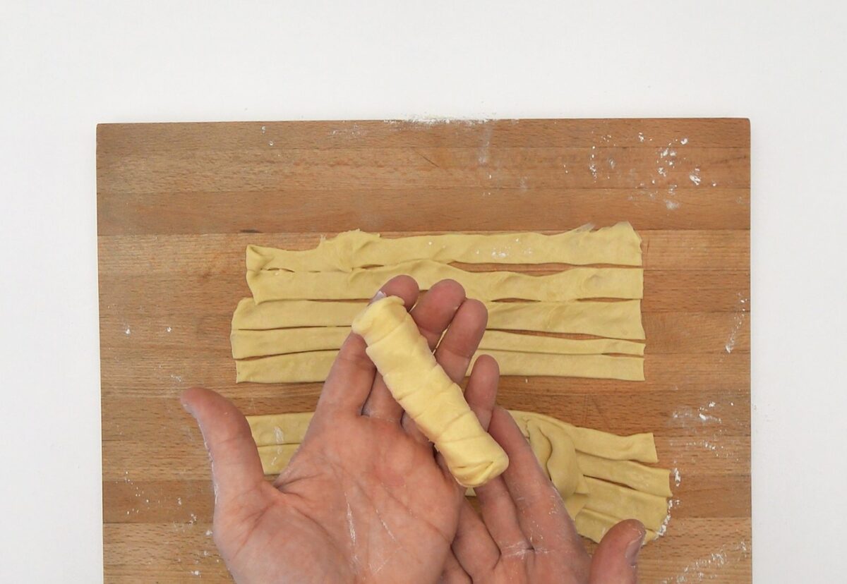 Cómo hacer tequeños de queso venezolanos