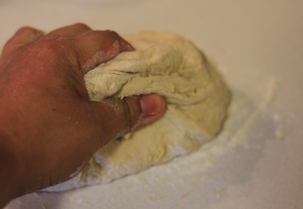 Cómo hacer tequeños de queso venezolanos