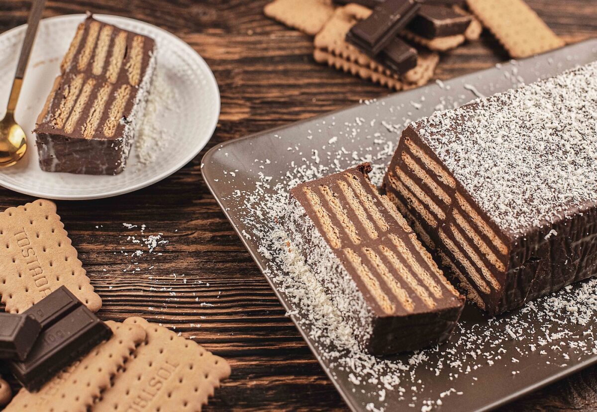 Tarta de galletas y chocolate sin horno