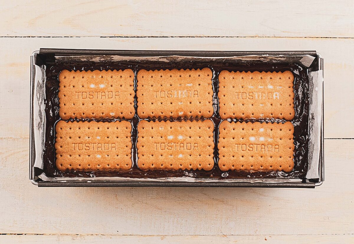 Tarta de galletas y chocolate sin horno