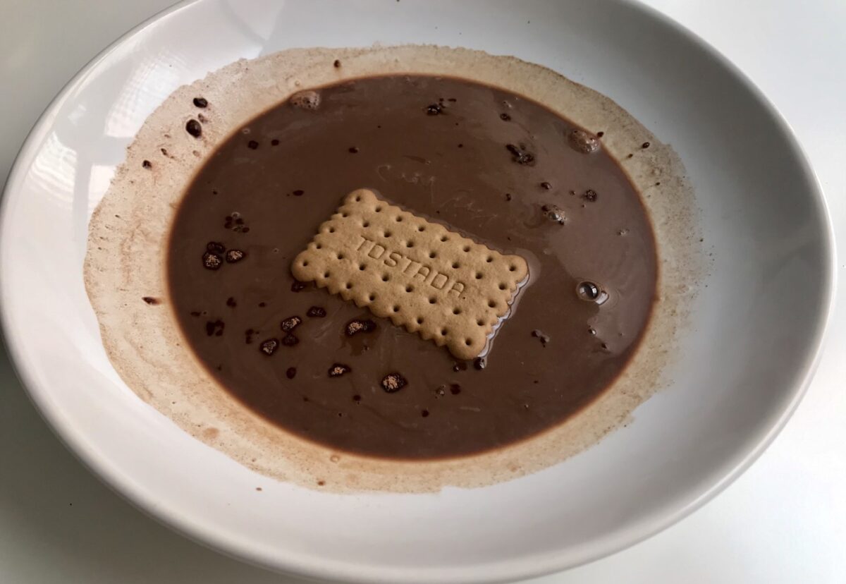 Tarta de galletas y chocolate blanco