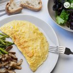 Cómo hacer una tortilla francesa. Receta fácil y jugosita