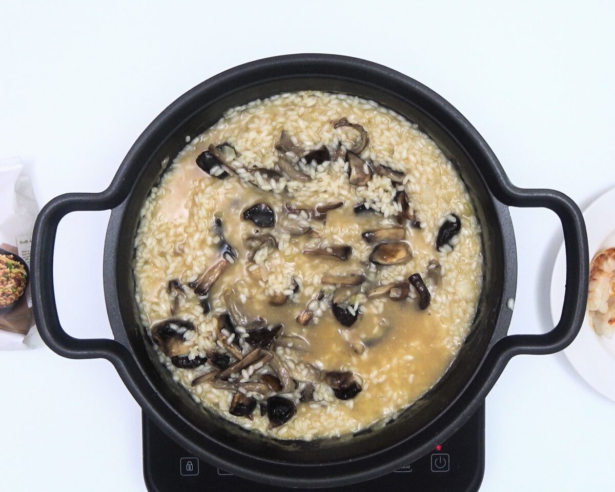 Risotto de setas y gambas. Receta casera para disfrutar del otoño