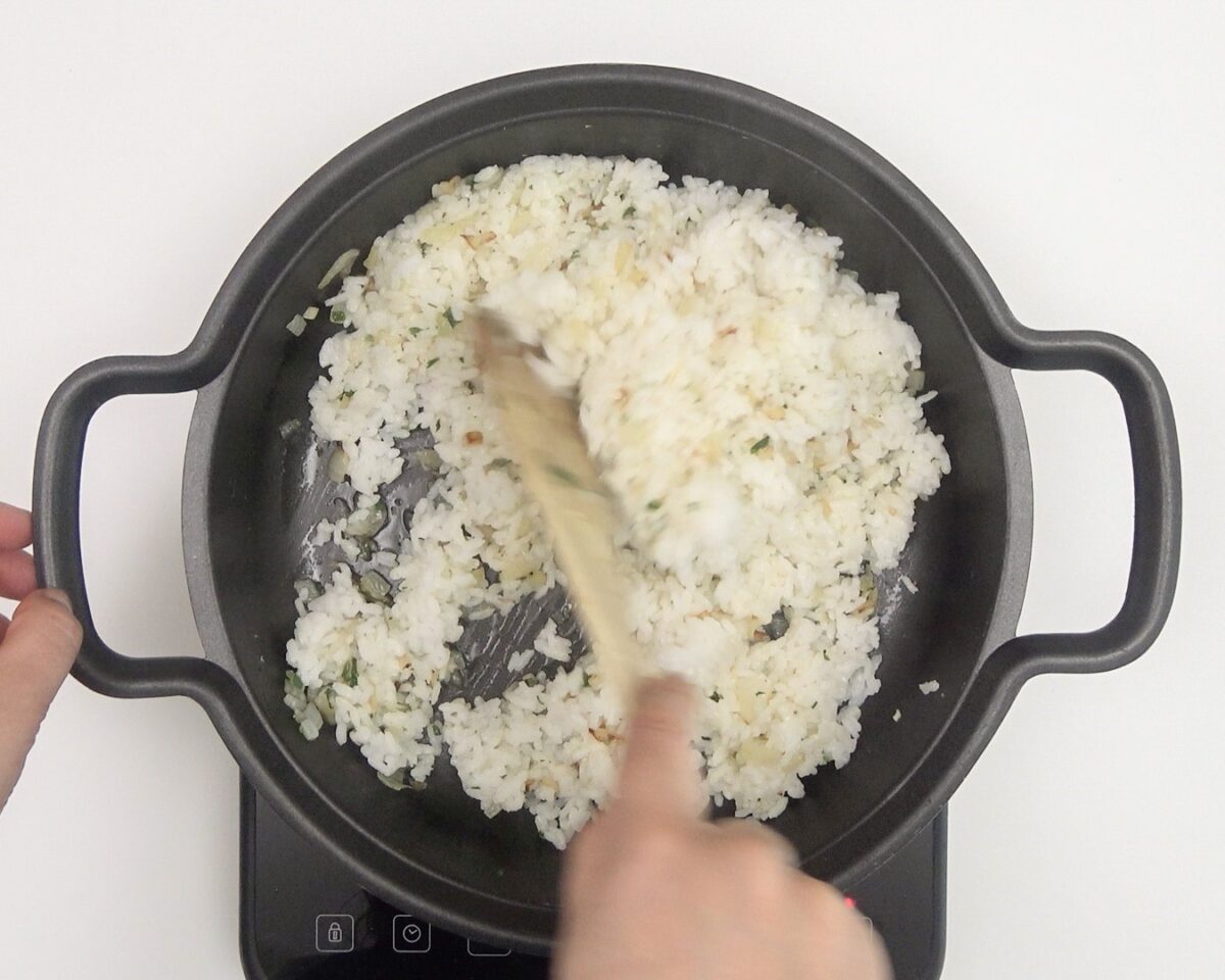 Cómo hacer croquetas de arroz. Receta de un aperitivo fácil y delicioso