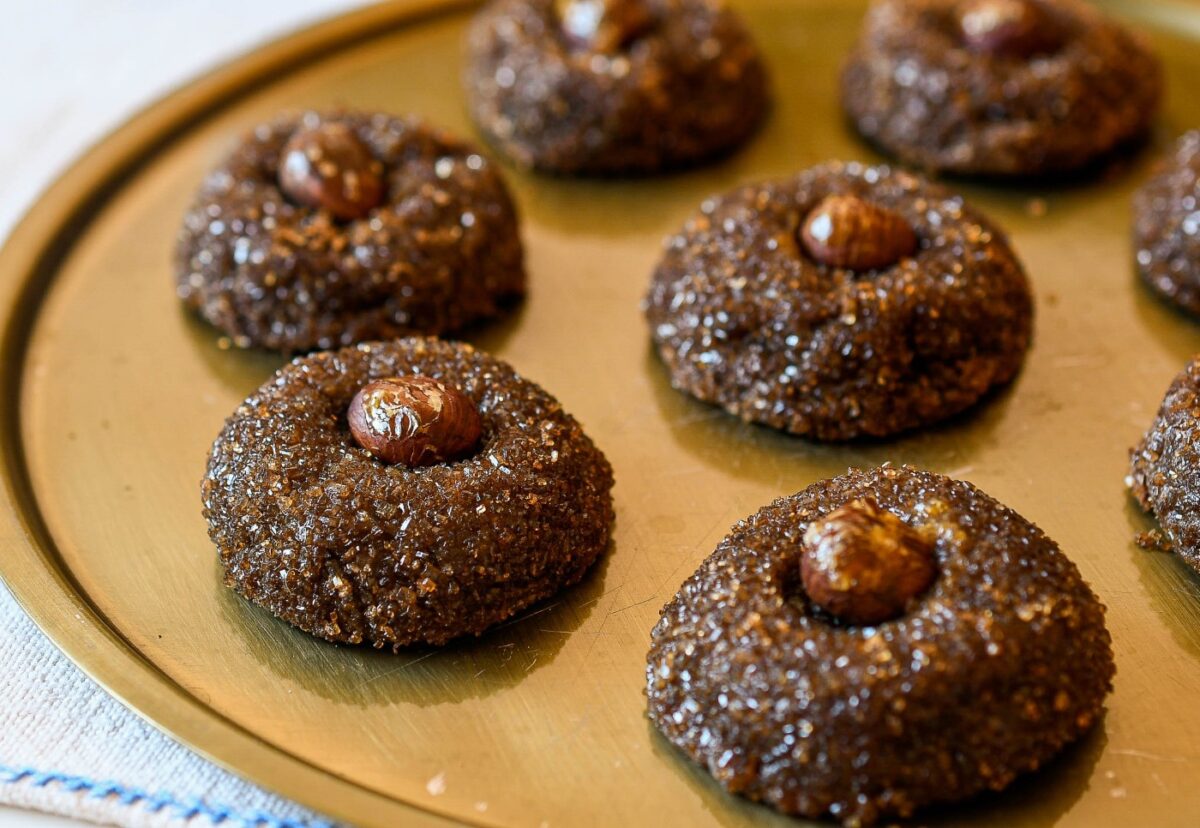 Panellets de chocolate y avellanas. Pasión por el chocolate