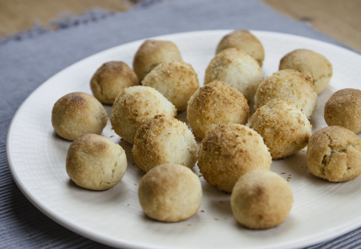 Panellets de coco y de café