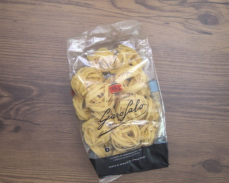Tallarines o tagliatelle con salmón