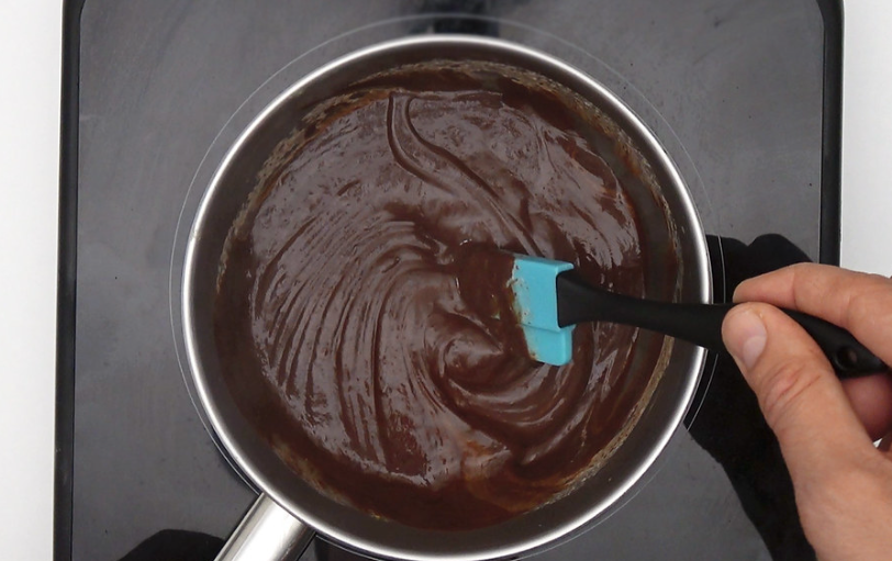Buñuelos de calabaza rellenos de chocolate. Receta de Todos los Santos