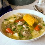 Caldo de res. Receta mexicana económica y muy nutritiva