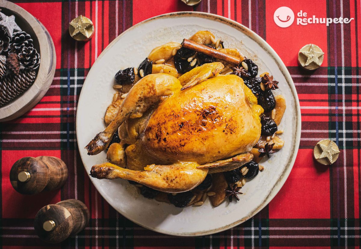 Pollo relleno de butifarra y manzana. Receta tradicional