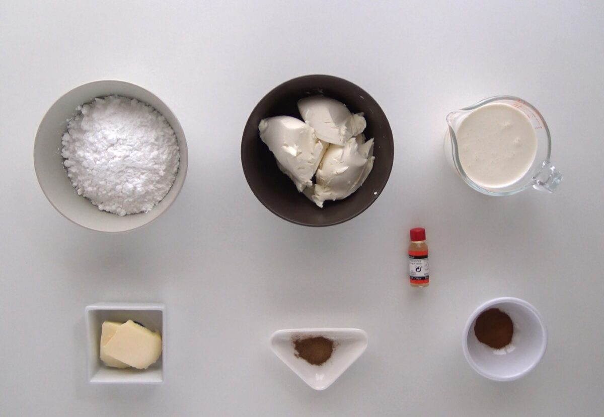 Bizcocho de zanahoria. Receta fácil para desayunos y meriendas