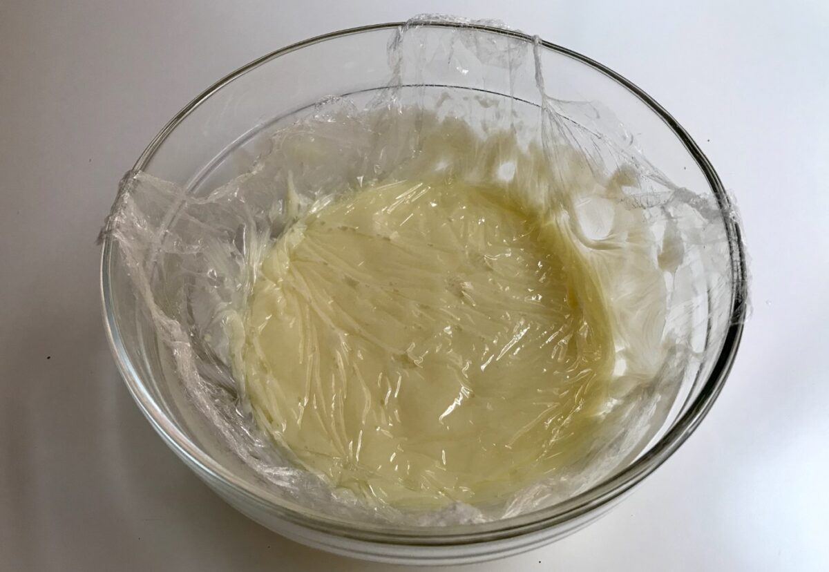 Crema pastelera exprés en el microondas