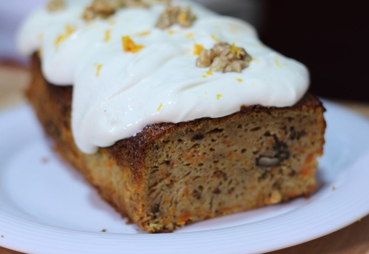 Pastel de zanahoria, naranja y jengibre