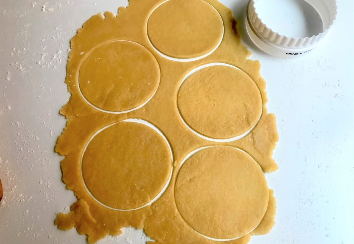 Pasteles de boniato o pastissets de moniato. Receta navideña