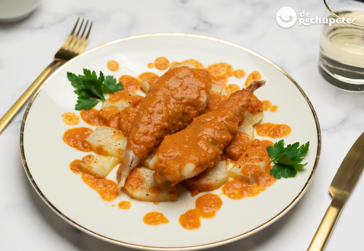 Rape al horno con tomate, una receta fácil para impresionar