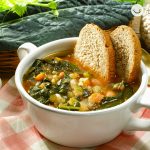 Ribollita. Sopa de verduras al estilo de la Toscana