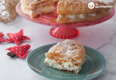 Roscón de hojaldre con nata. la opción fácil en reyes