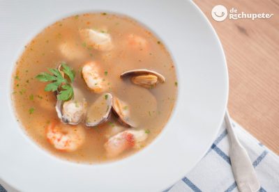 Sopa de pescado y marisco