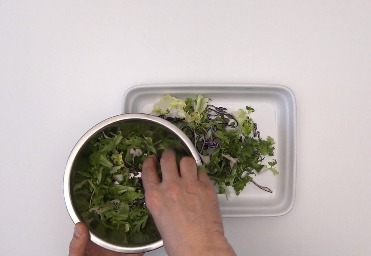 Ensalada mediterránea. Receta ligera, fácil y sabrosa