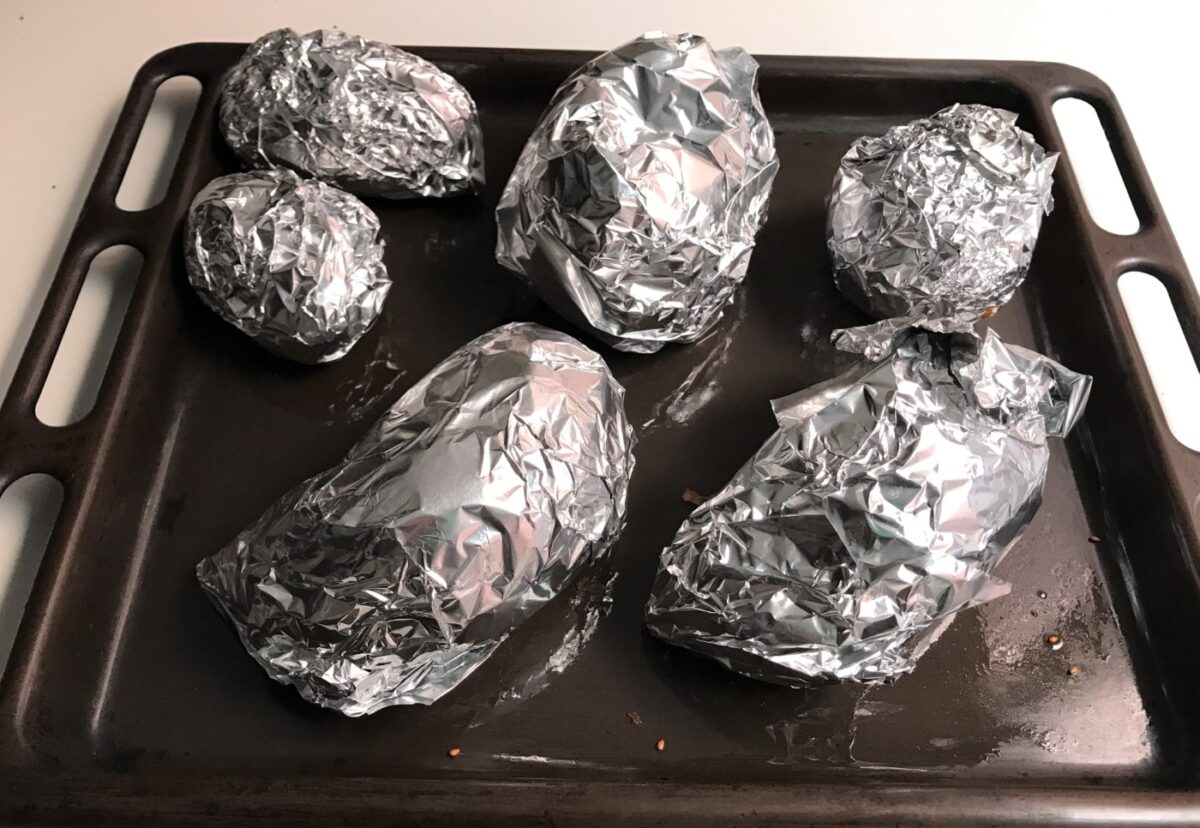 Hamburguesas vegetarianas con patatas, berenjena y pimiento