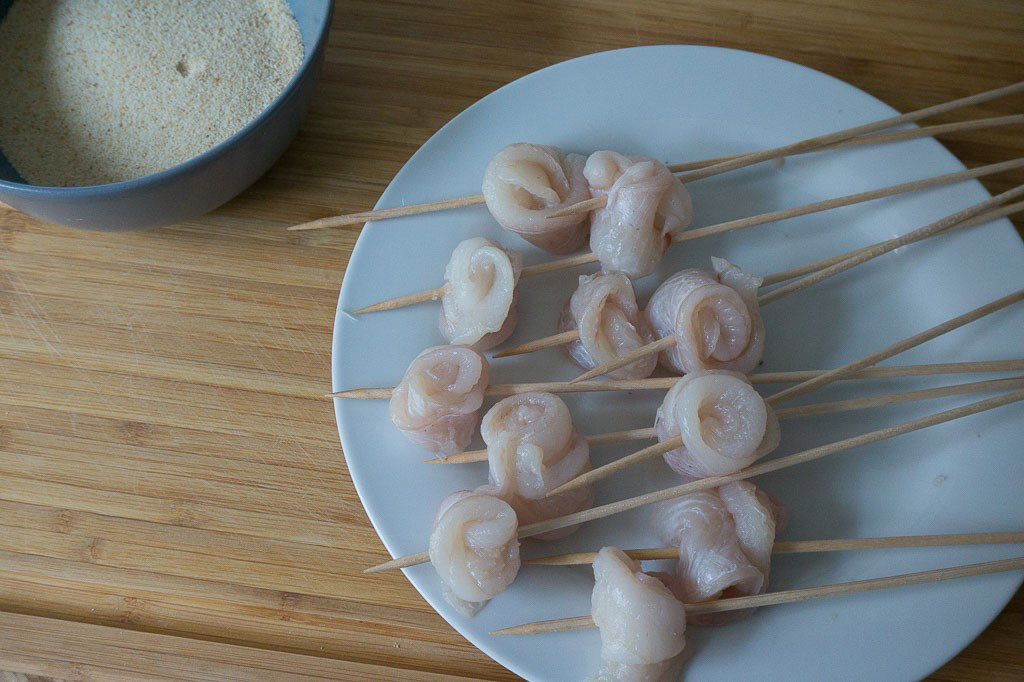 Lenguado a la madrileña con almejas. Receta de pescado fácil, rápida y muy sabrosa