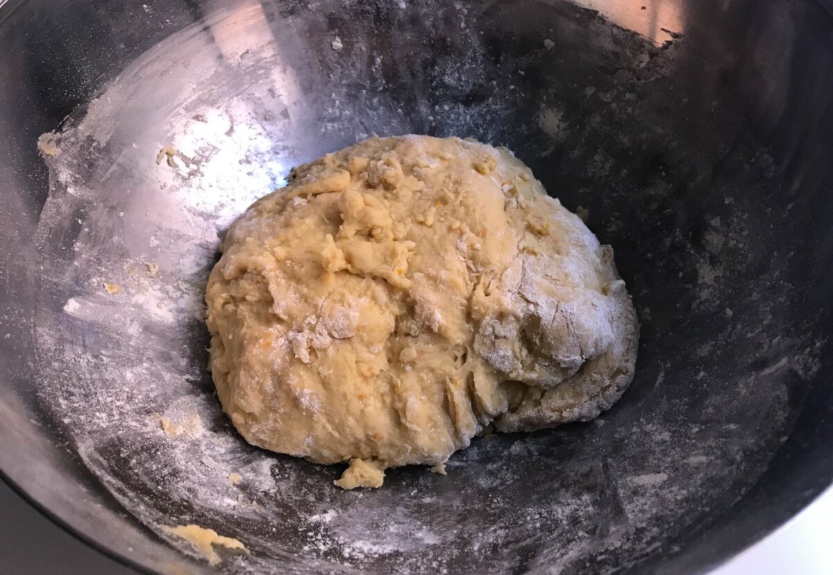 Rosquillas fritas roceñas