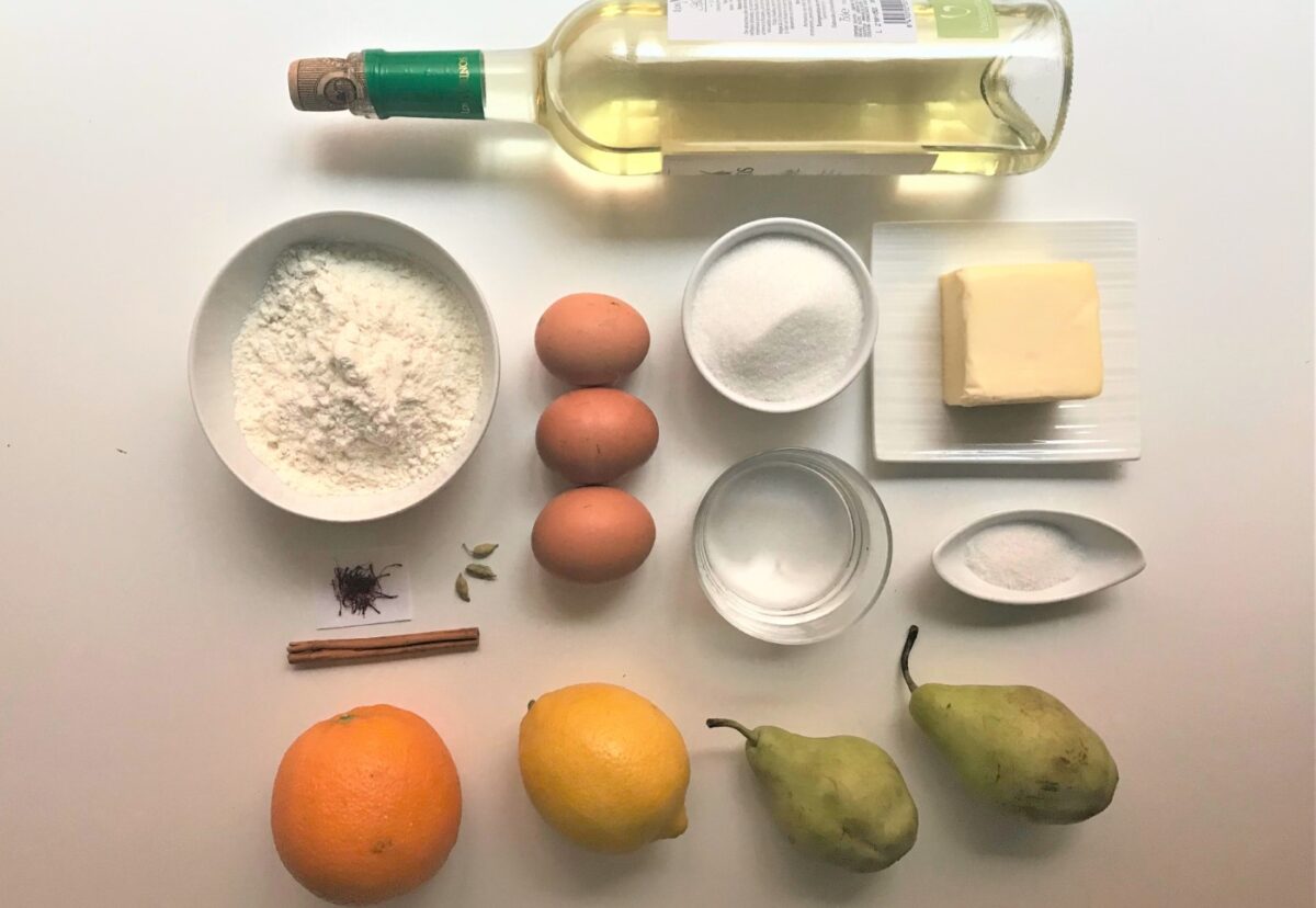 Tarta de peras al azafrán