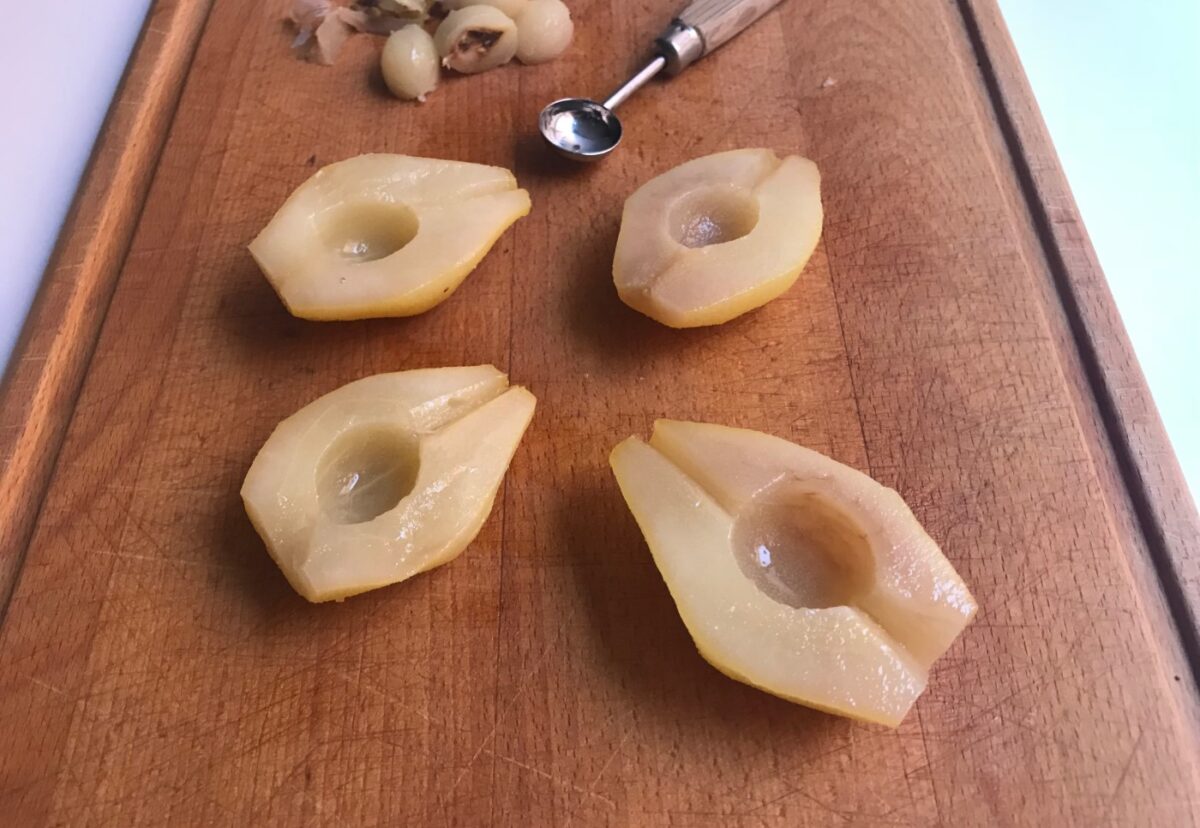 Tarta de peras al azafrán