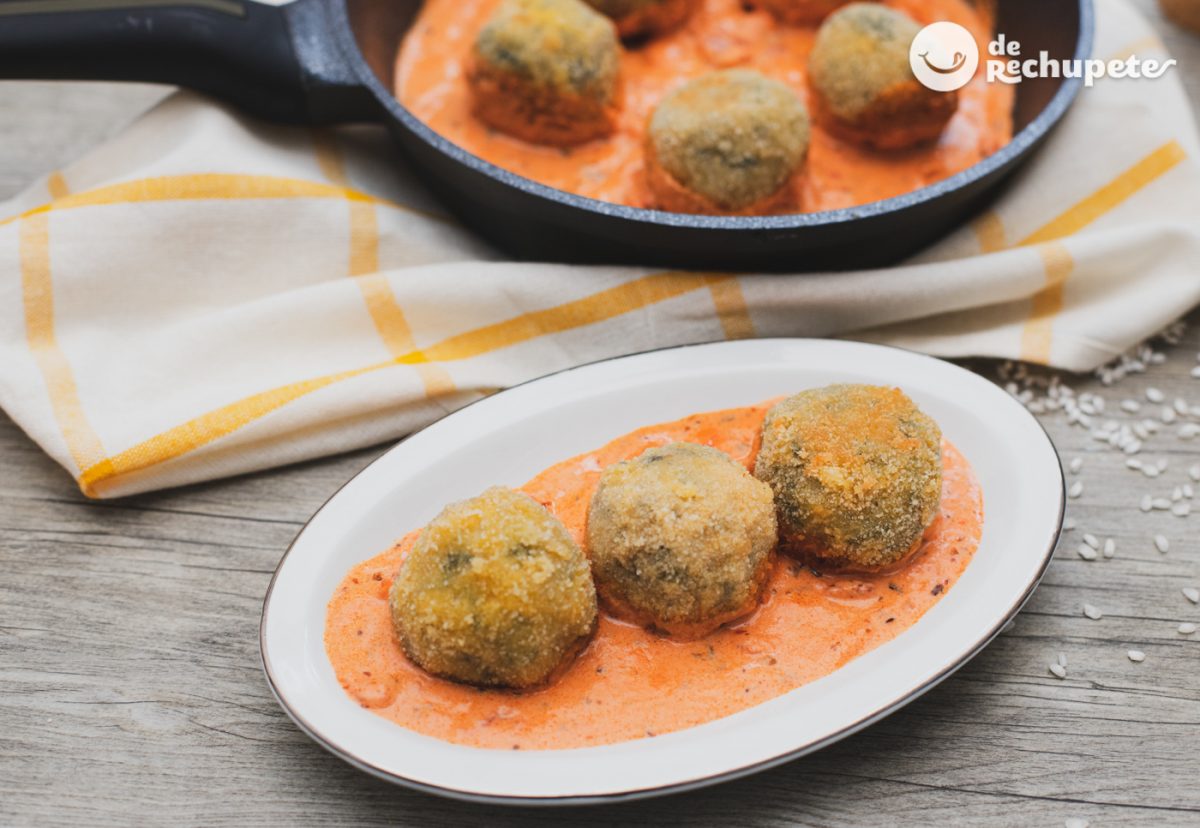 Albóndigas de arroz, espinacas y jamón