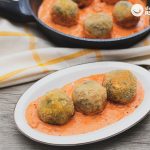 Albóndigas de arroz, espinacas y jamón