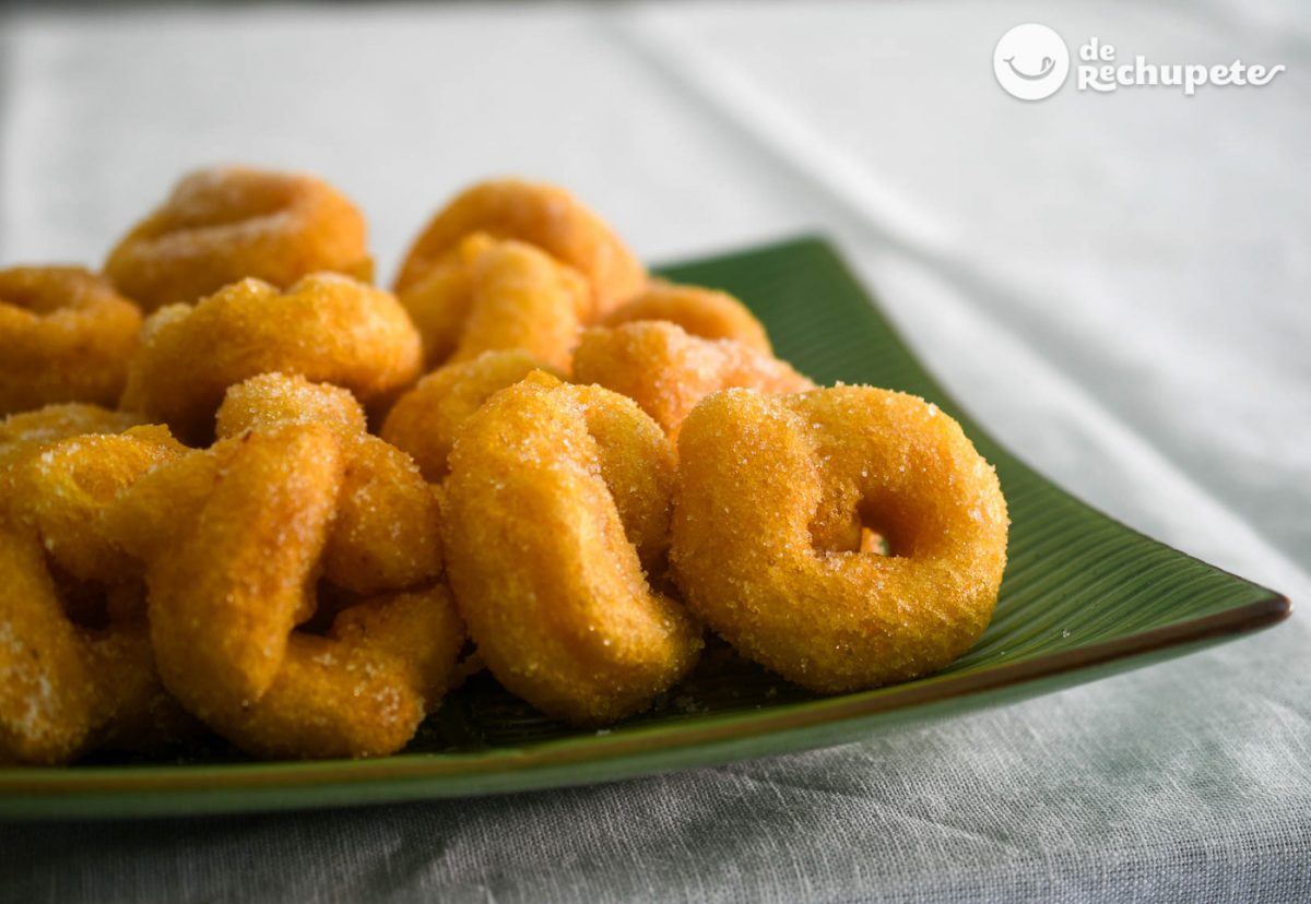 Buñuelos valencianos de calabaza. La rosquilla abuñuelada de las Fallas