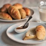 Pan de Viena casero. Receta de panecillos dulces paso a paso