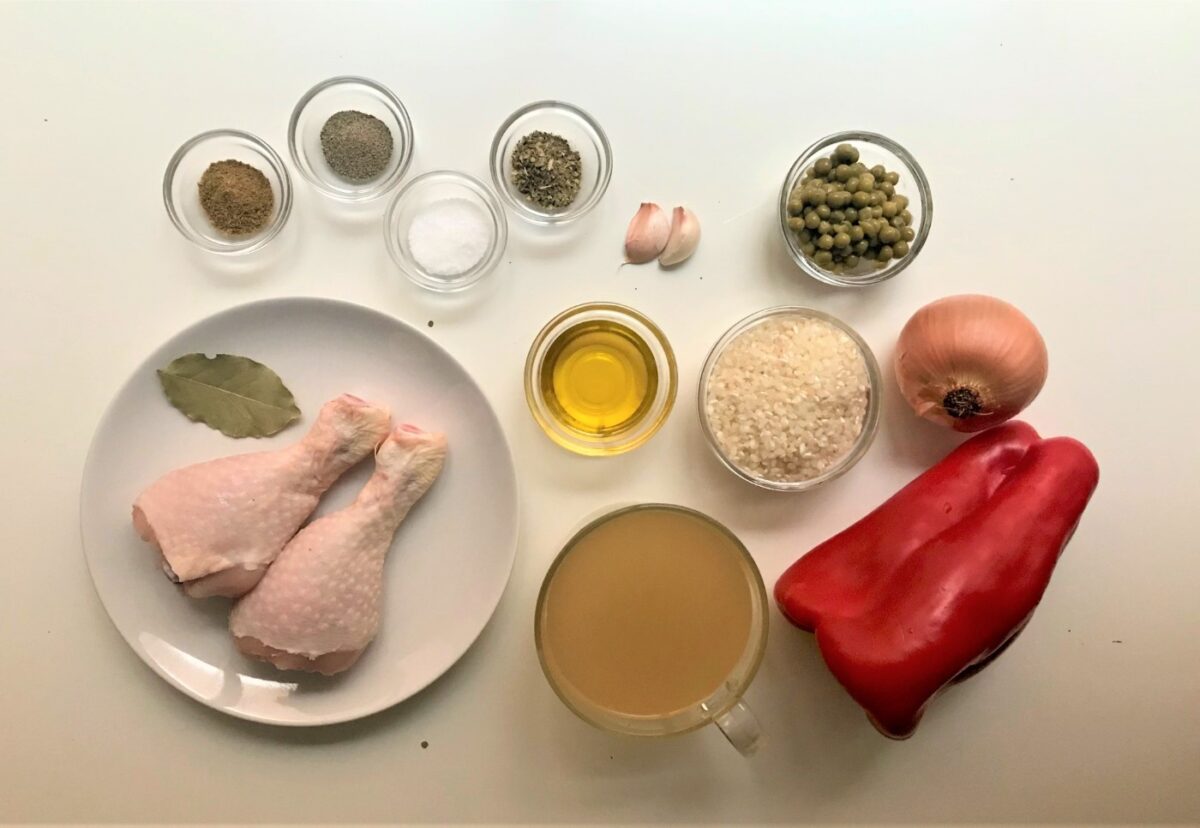 Arroz con pollo al estilo cubano
