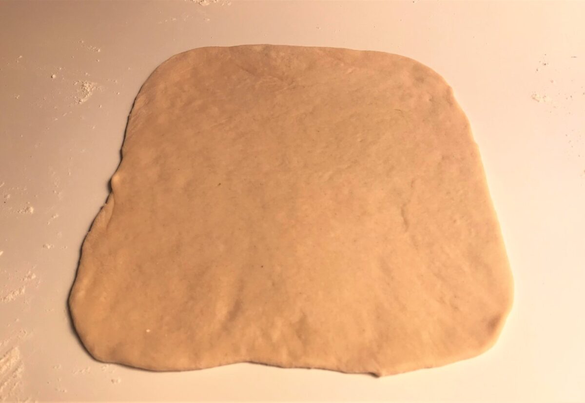 Cómo hacer bollos de cardamomo. Receta sueca tradicional