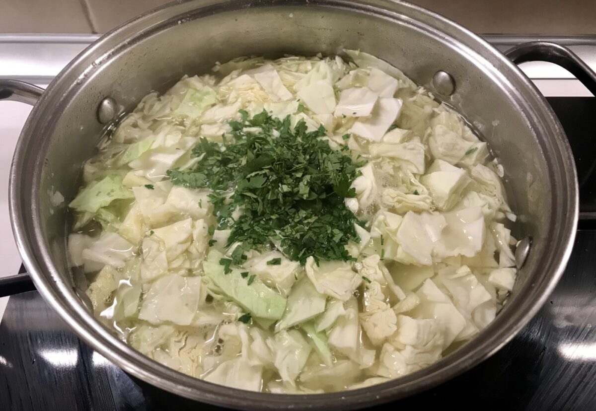 Caldo de res. Receta mexicana económica y muy nutritiva