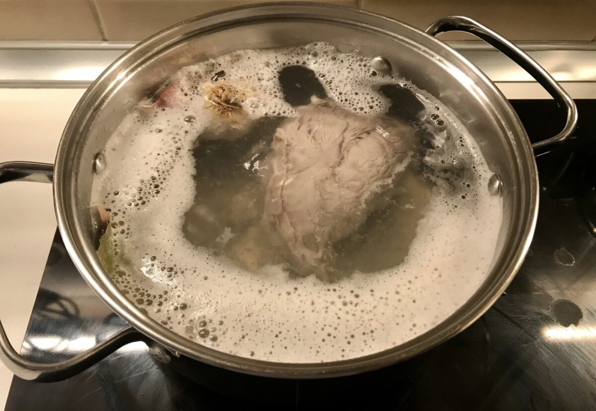 Caldo de res. Receta mexicana económica y muy nutritiva