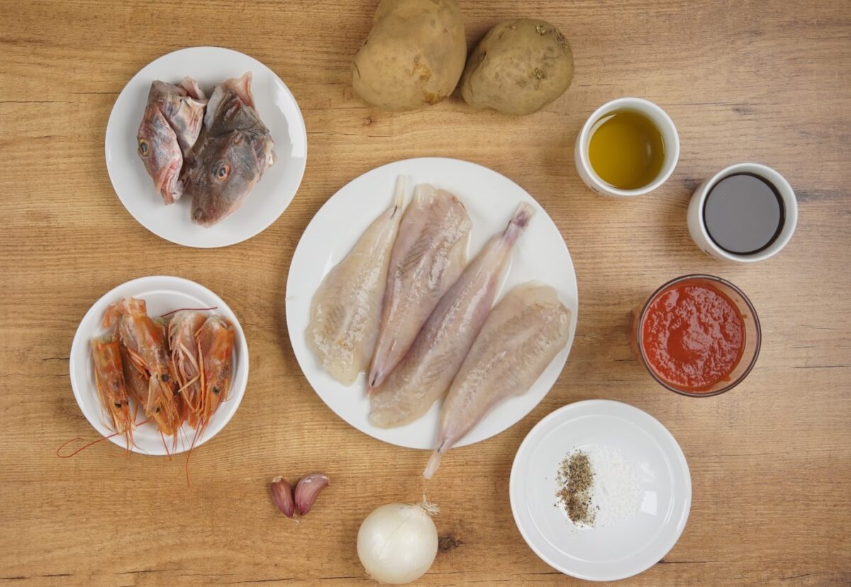 Rape al horno con tomate, una receta fácil para impresionar