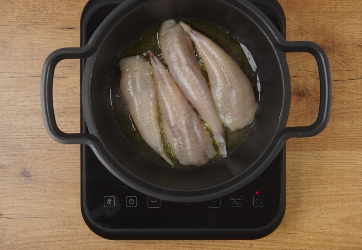 Rape al horno con tomate, una receta fácil para impresionar
