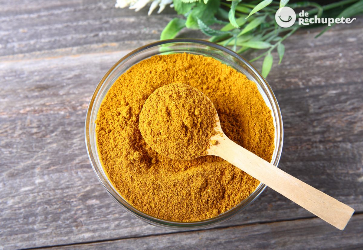 Cómo hacer curry amarillo en polvo casero