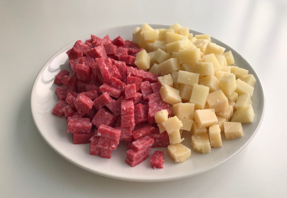 Casatiello napolitano. Postre tradicional italiano de Semana Santa
